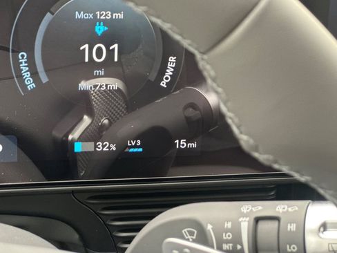 New 2026 Hyundai Ioniq 5 SE image 23