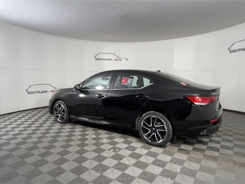 Certified 2025 Nissan Sentra SR image 6