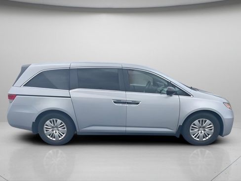 Used 2014 Honda Odyssey LX image 5
