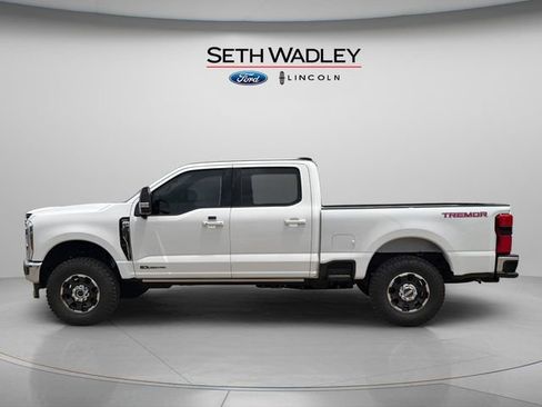 Used 2025 Ford F250 Lariat w/ Lariat Ultimate Package AWD/4WD image 4