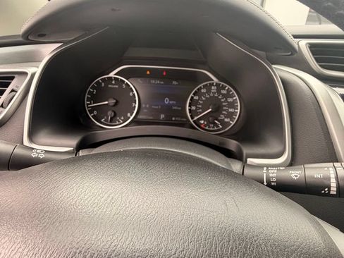 Used 2020 Nissan Murano SV w/ Premium Package AWD/4WD image 7