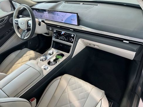 Used 2025 Genesis GV80 3.5T Prestige AWD/4WD image 18