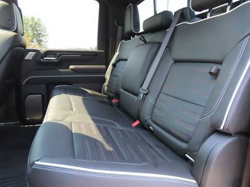 Certified 2026 GMC Sierra 2500 AT4X w/ AT4X AEV Edition AWD/4WD image 46