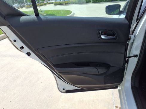Used 2016 Acura ILX FWD image 15