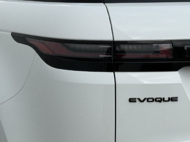 Used 2024 Land Rover Range Rover Evoque S AWD/4WD image 6
