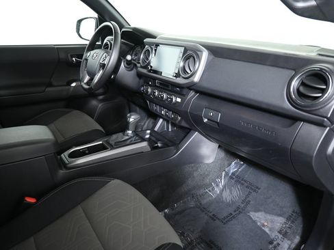 Used 2023 Toyota Tacoma TRD Sport image 25