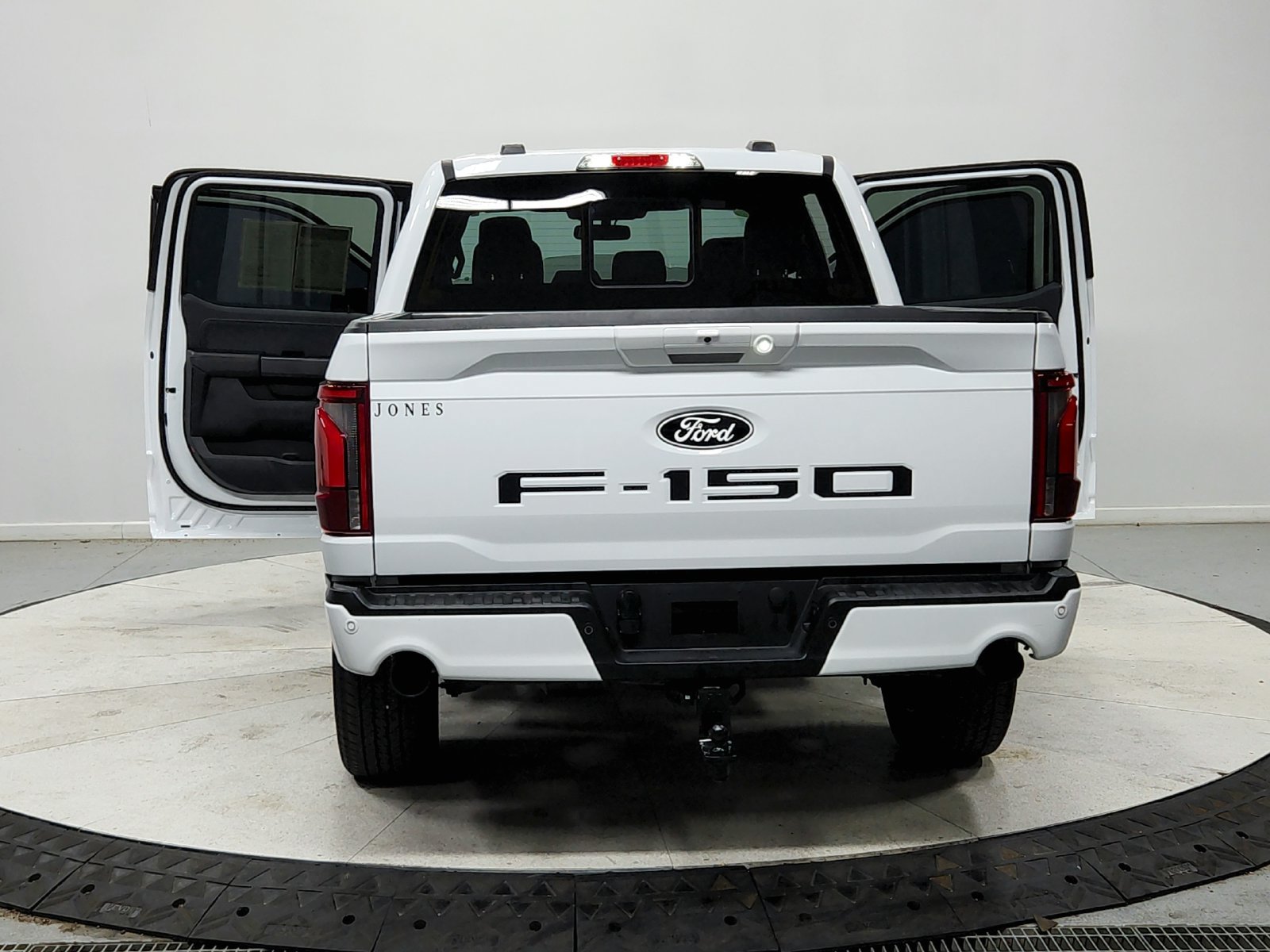 Used 2024 Ford F150 Lariat AWD/4WD image 15