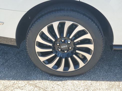 Certified 2023 Lincoln Navigator Black Label AWD/4WD image 7