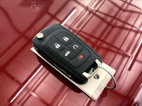 Used 2016 Chevrolet Equinox LTZ w/ Enhanced Convenience Package AWD/4WD image 10