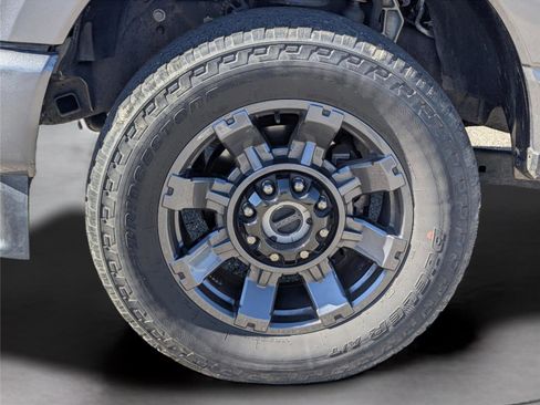 Used 2024 Ford F350 Lariat w/ Lariat Ultimate Package image 10