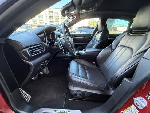 Used 2020 Maserati Levante GranSport AWD/4WD image 22