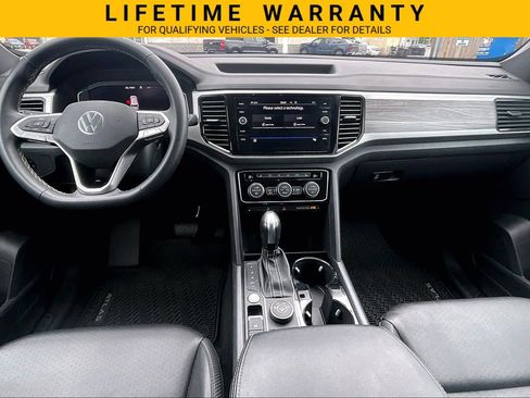 Used 2022 Volkswagen Atlas Cross Sport SE AWD/4WD image 16