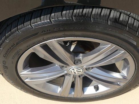 Used 2020 Volkswagen Jetta SEL image 33