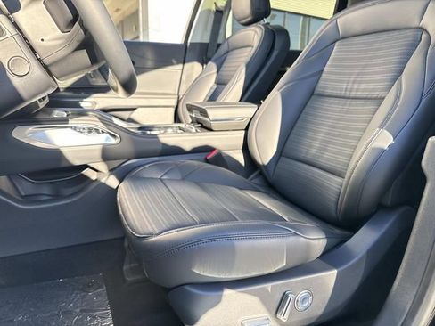 New 2026 Lincoln Nautilus Reserve w/ Jet Appearance Package image 17