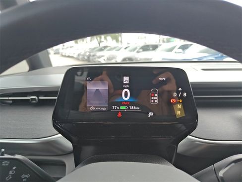 New 2025 Volkswagen ID. Buzz Pro S image 18