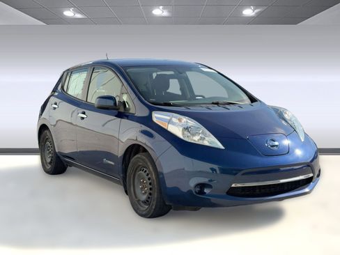 Used 2017 Nissan Leaf S w/ Charge Package image 7