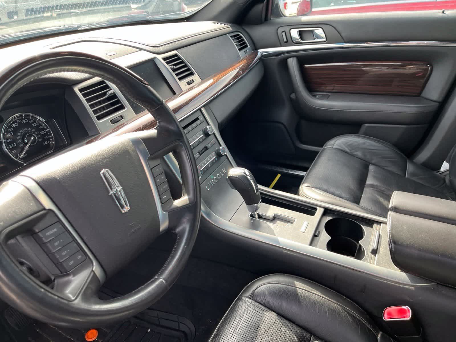 Used 2009 Lincoln MKS FWD image 28