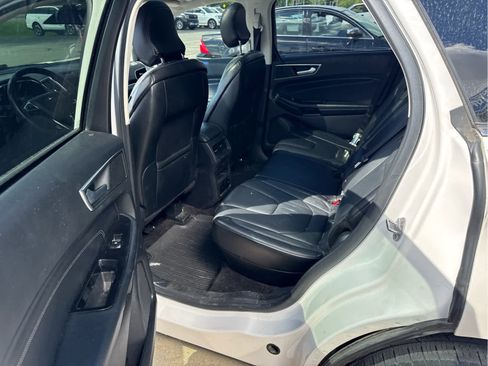 Used 2016 Ford Edge Titanium w/ Equipment Group 302A AWD/4WD image 6