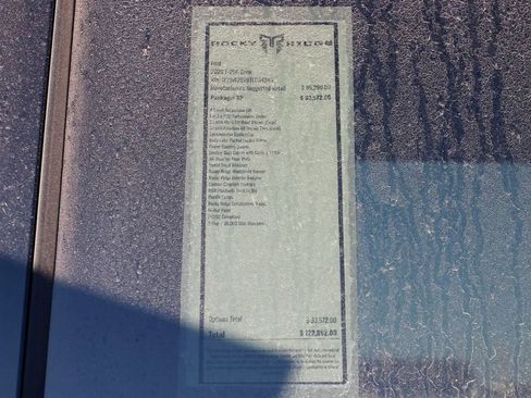 New 2026 Ford F250 Lariat w/ Black Appearance Package AWD/4WD image 17