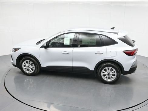 New 2025 Ford Escape Active image 40