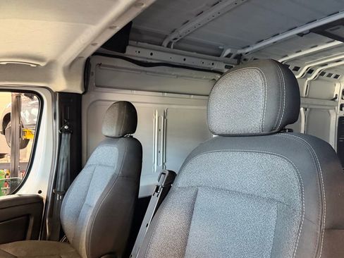 Used 2023 RAM ProMaster 2500 FWD image 21