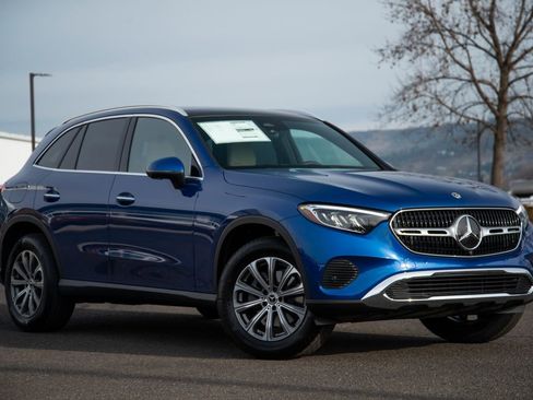 New 2026 Mercedes-Benz GLC 300 4MATIC image 3