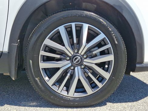 Used 2023 Nissan Kicks SR w/ SR Premium Package image 8