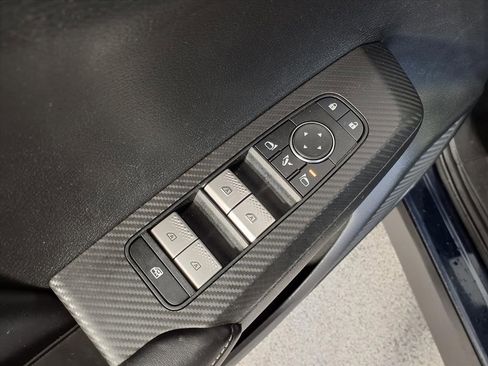 Used 2024 Mitsubishi Outlander SE Black Edition image 19