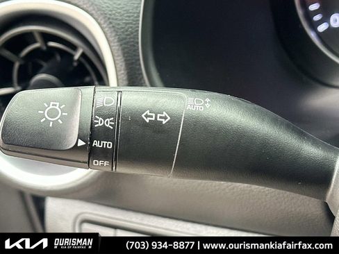 Used 2023 Kia Forte LXS w/ LXS Technology Package image 17