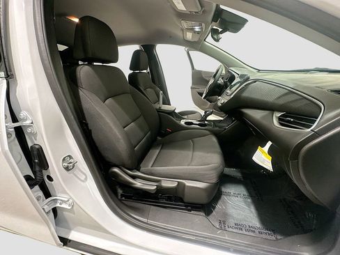 Used 2025 Chevrolet Malibu RS w/ LPO, Floor Liner Package FWD image 28