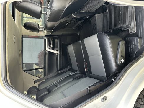 Used 2023 Toyota 4Runner SR5 Premium image 24