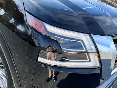 Certified 2023 Nissan Armada SL image 31