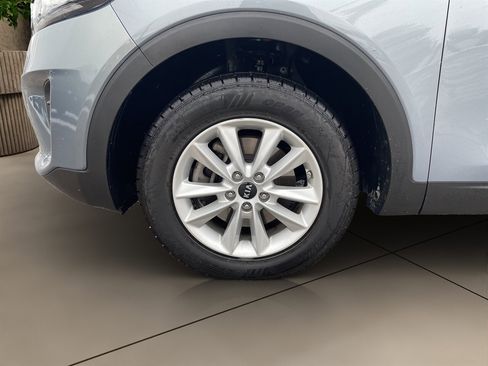 Used 2020 Kia Sorento L image 25