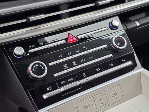 New 2026 Hyundai Santa Fe SE FWD image 33