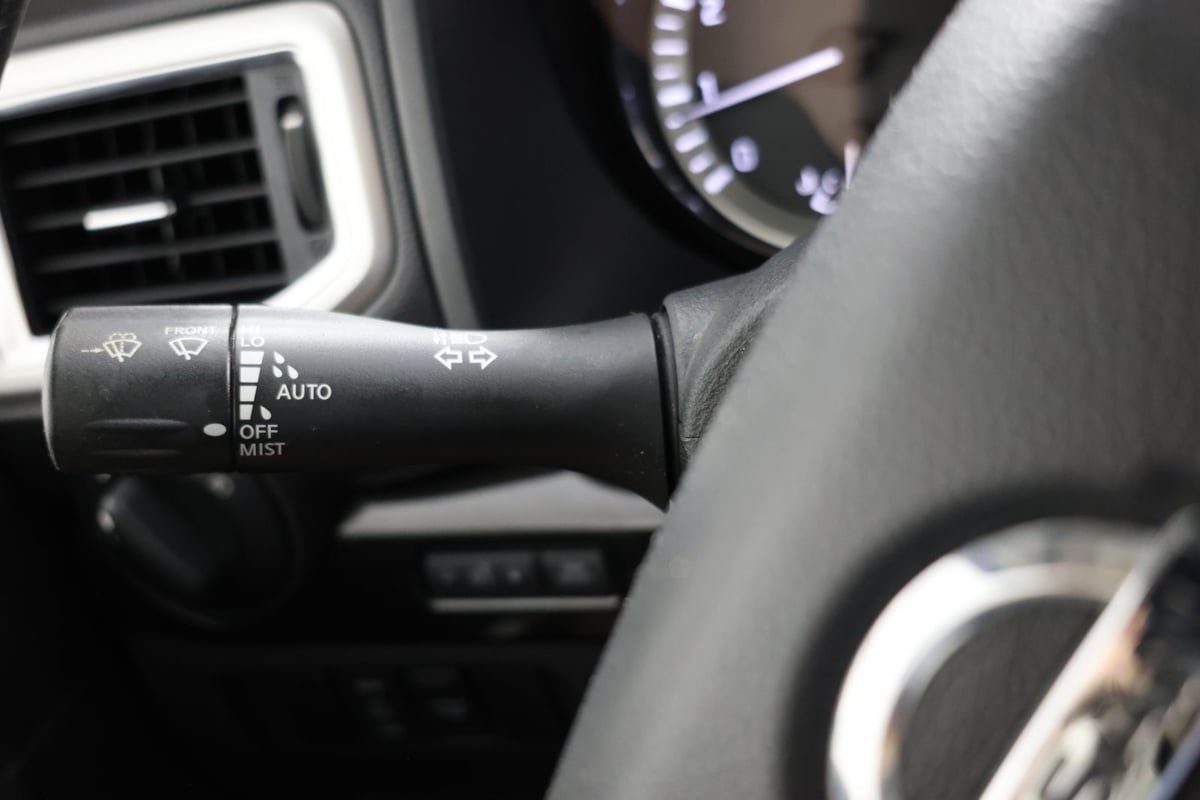 Used 2019 Nissan Titan SV w/ SV Convenience Package AWD/4WD image 27