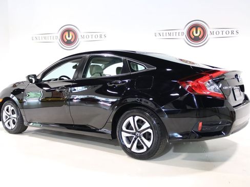 Used 2018 Honda Civic LX image 3