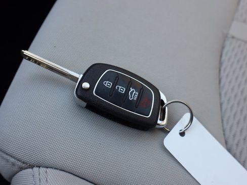 Used 2016 Hyundai Sonata SE image 33