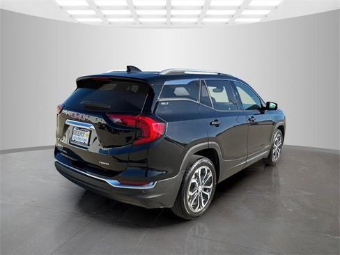 Used 2020 GMC Terrain SLT w/ Preferred Package image 4