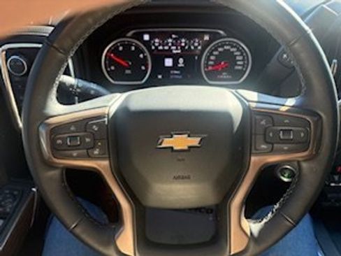 Used 2023 Chevrolet Silverado 3500 High Country image 7