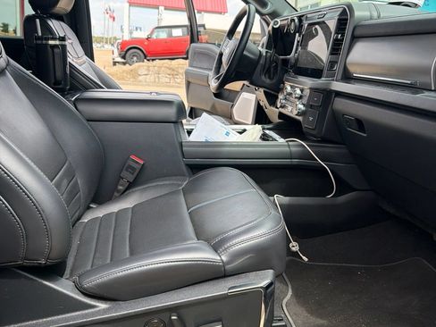 Used 2025 Ford F250 Platinum AWD/4WD image 13