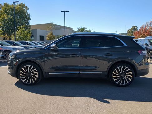 Used 2023 Lincoln Nautilus Black Label w/ Class II Trailer Tow Package image 6