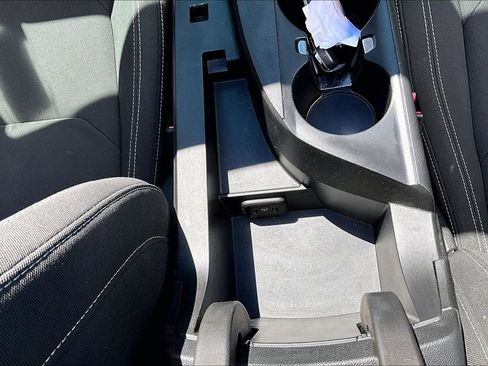 Used 2019 Chevrolet Camaro LT RWD image 15