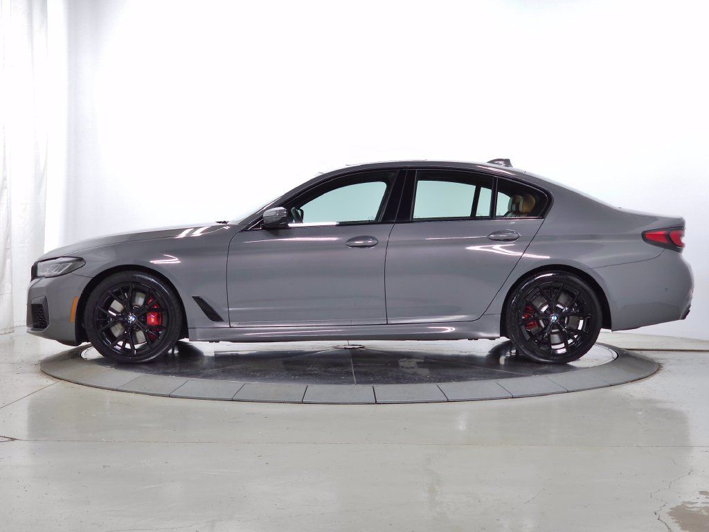 Used 2022 BMW 540i xDrive w/ M Sport Package AWD/4WD image 4