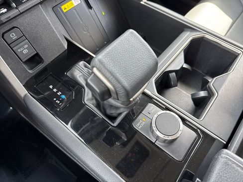 Used 2022 Toyota Tundra Limited RWD image 26