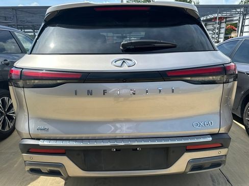 Used 2023 INFINITI QX60 Sensory w/ Vision Package AWD/4WD image 10
