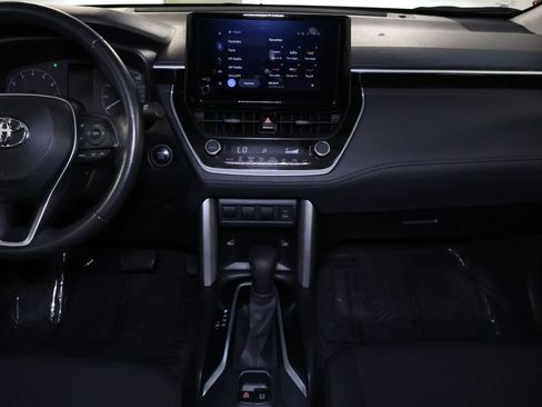 Used 2024 Toyota Corolla Cross LE AWD/4WD image 17
