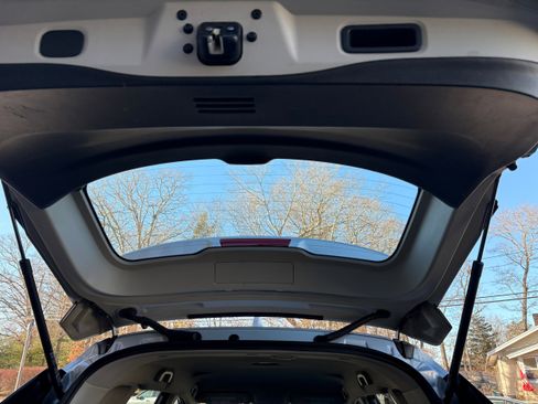 Used 2017 Nissan Rogue S image 15