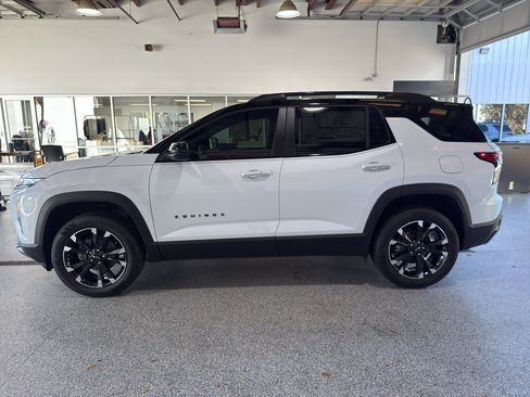 New 2026 Chevrolet Equinox RS w/ LPO, Floor Liner Package image 4