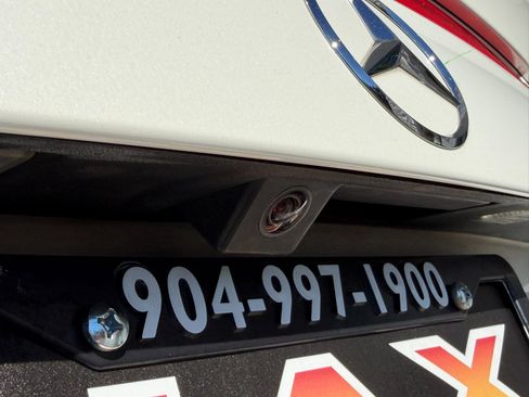 Used 2013 Mercedes-Benz SL 550 image 15