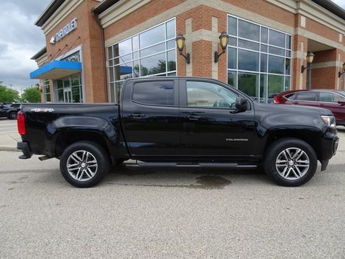 Certified 2022 Chevrolet Colorado LT w/ Luxury Package image 2